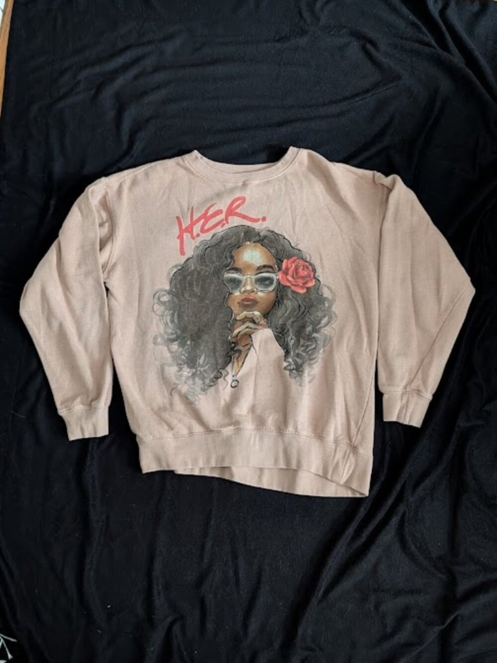 - HER Pink Graphic Women's Band Sweatshirt Top H.E.R size M/L